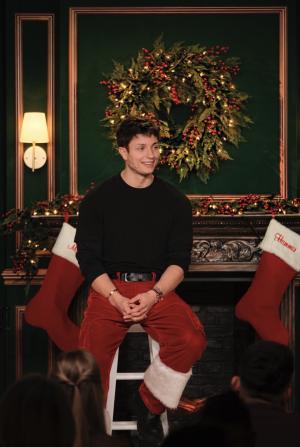 Matt Rife: Unwrapped: A Christmas Crowd Work Special